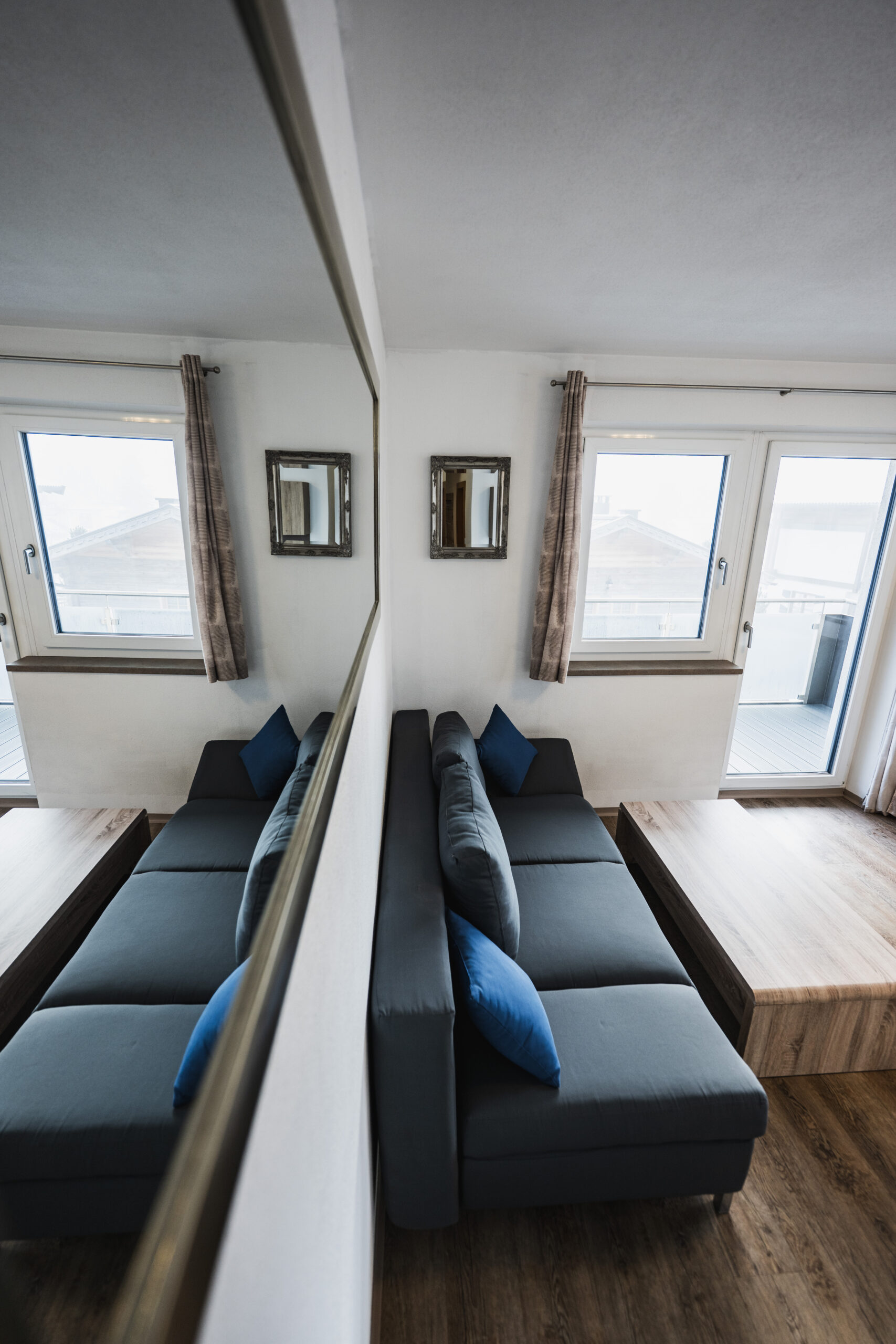 Unser Domizil Brugger ist ein familiär geführtes Bed- & Breakfast Hotel bestehend aus vierzehn Hotelzimmern und fünf Appartements in Neukirchen am Großvenediger. // Our Domizil Brugger is a family-run bed and breakfast hotel consisting of fourteen hotel rooms and five apartments in Neukirchen am Grossvenediger.